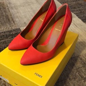Fendi calf skin leather wedge pumps in coral red